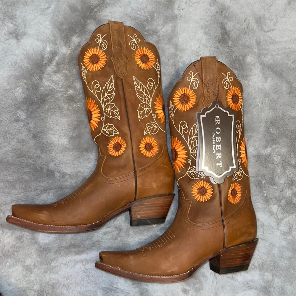 NWT Alfa Western Wear Embroidered Sunflower Cowboy Boots